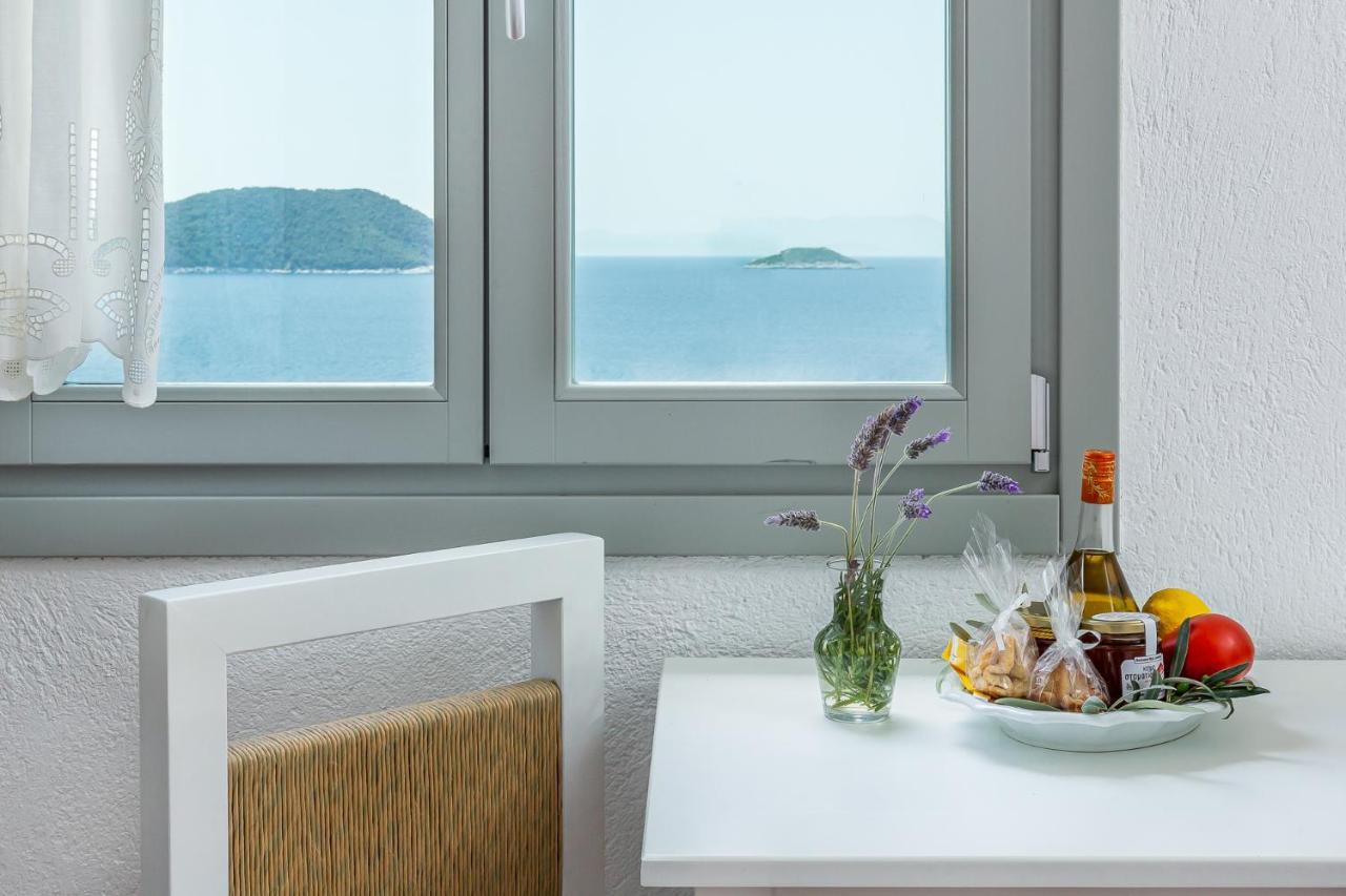 Stamatiou Estate 호텔 네오 클리마 외부 사진